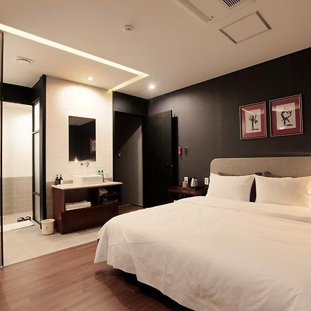 Brown-Dot Hotel Gupo Busan Dış mekan fotoğraf